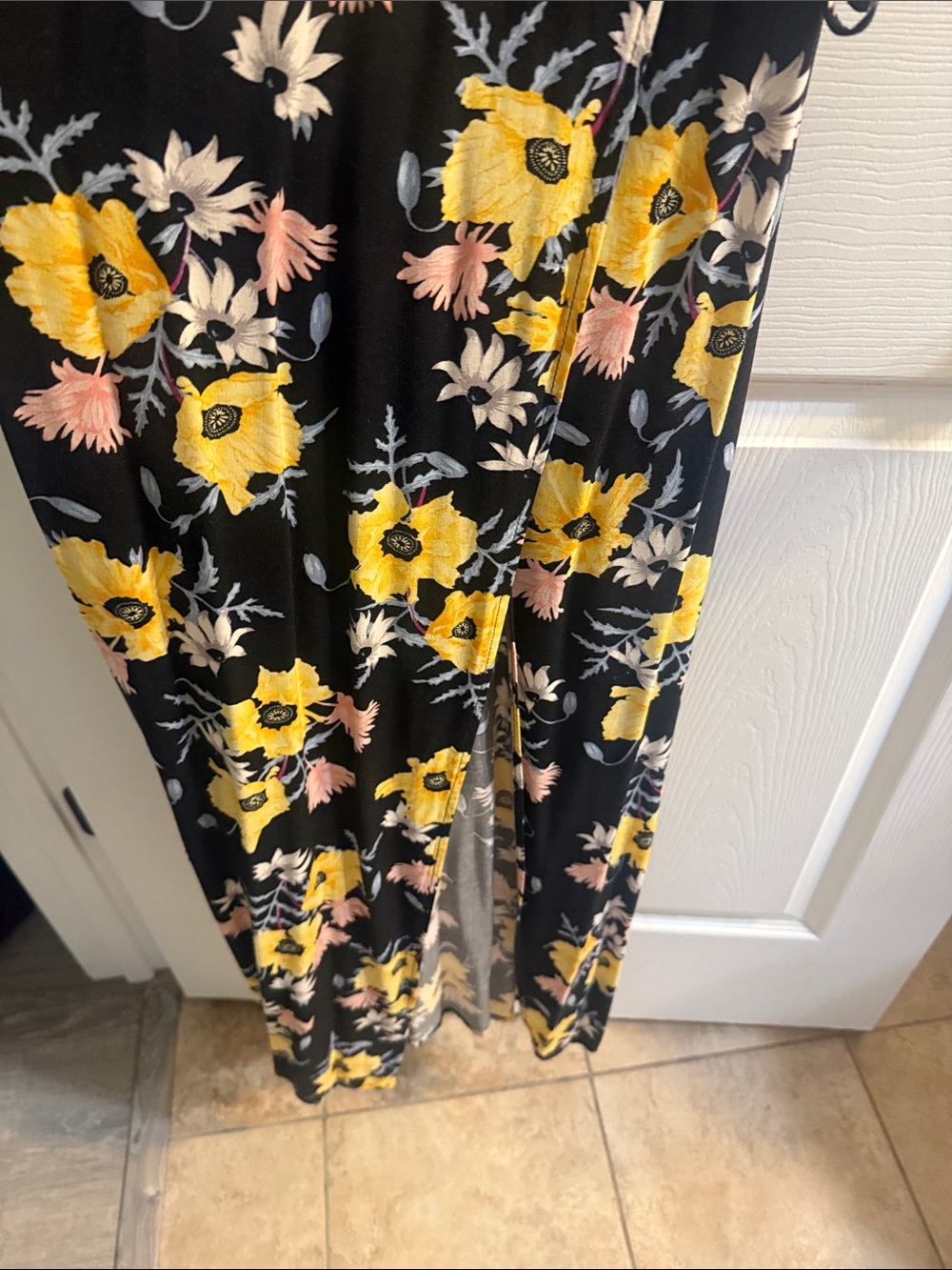 Dress Subcategory Identification - Picture 3 of 4